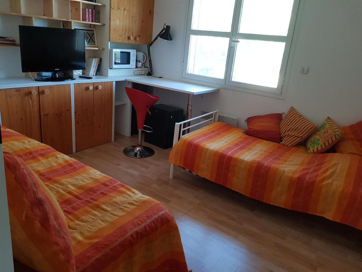カルヴィッソン La Croisee Des Chemins Bed & Breakfast エクステリア 写真
